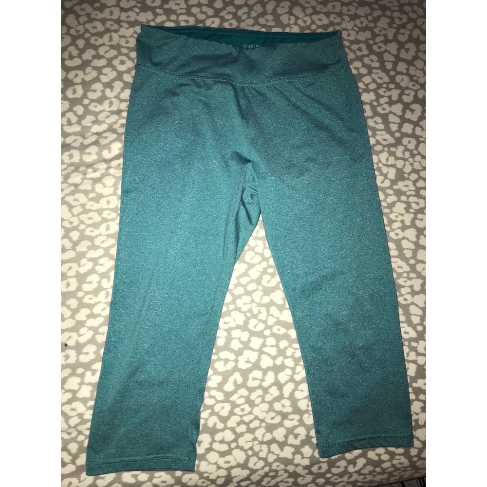 Capri Yoga Leggings with small waistband pocket